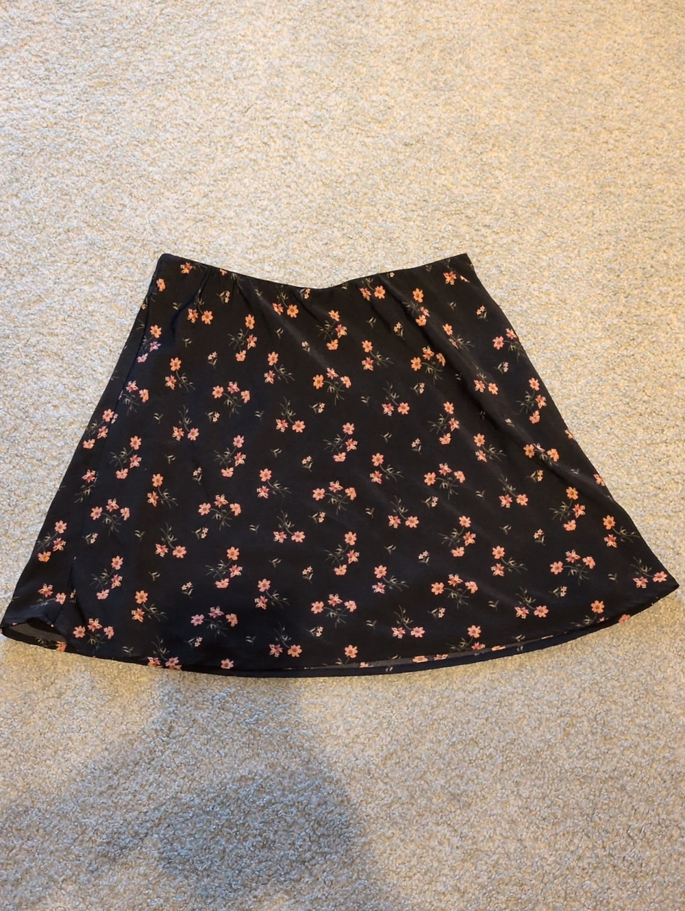 Abercrombie Floral Satin Mini Skirt Size Medium